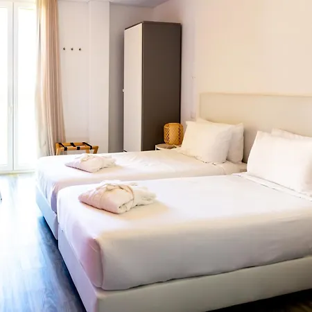 Ride Surf & Peniche Гостевой дом Феррел