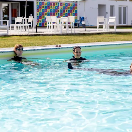 Ride Surf & Peniche Гостевой дом Феррел