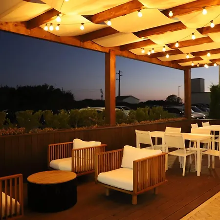 Ride Surf & Peniche Гостевой дом