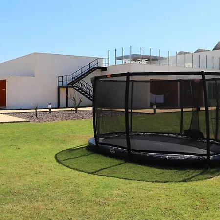 Ride Surf & Peniche Гостевой дом Феррел