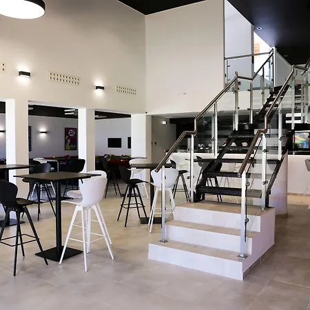 Ride Surf & Peniche 4* Феррел