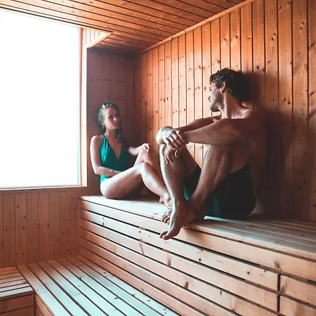 Ride Surf & Peniche Гостевой дом 4*