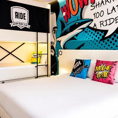 ゲストハウス Ride Surf & Peniche