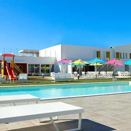 Ride Surf & Πανσιόν 4*