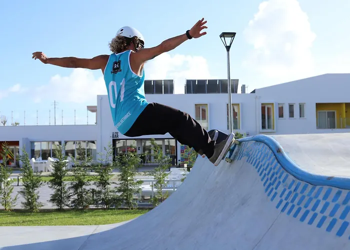 Ride Surf & Peniche 招待所 4*