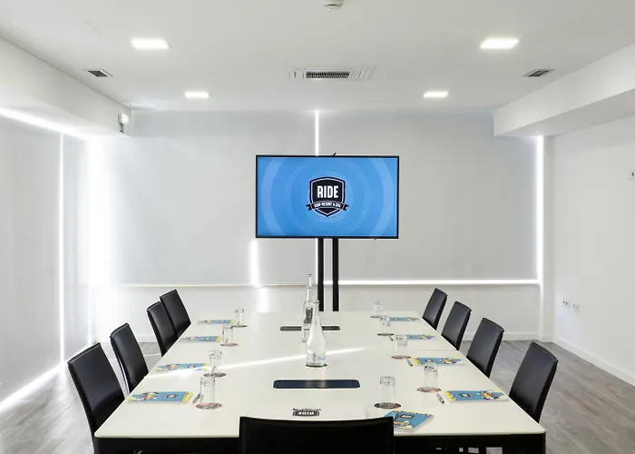 Ride Surf & Peniche 费雷尔