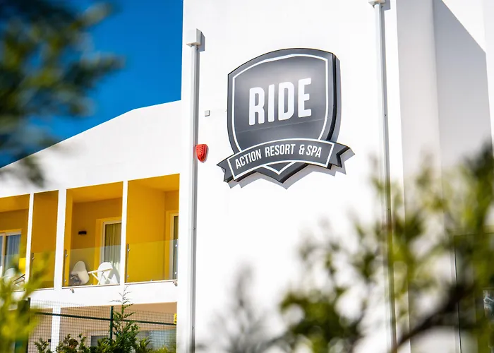 Ride Surf & Peniche 招待所 费雷尔