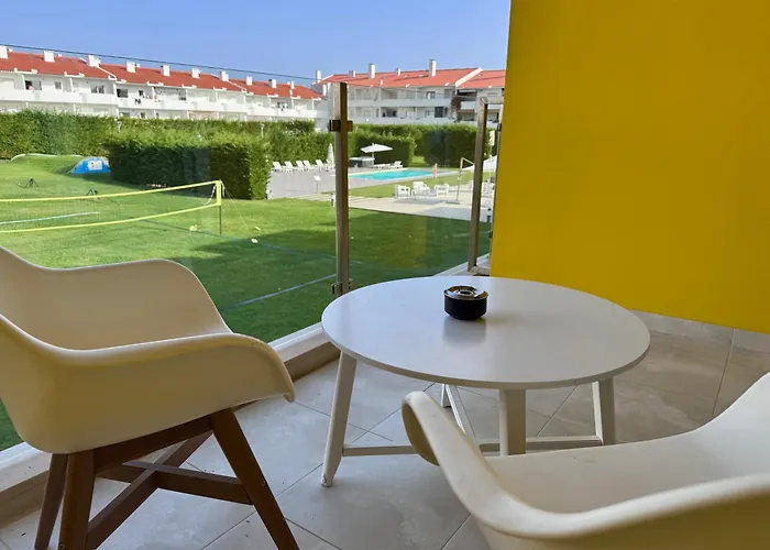 Ride Surf & Peniche 招待所